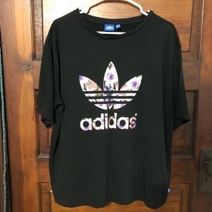 adidas Tops - 🌸Adidas Tee🌸 adidas Tops - 🌸Adidas Tee🌸
